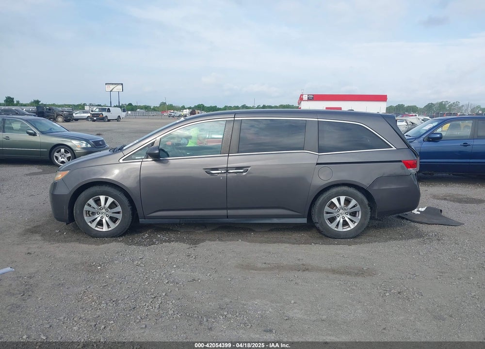 2016 HONDA ODYSSEY VIN: 5FNRL5H6XGB003505