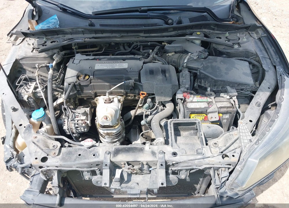 2013 HONDA ACCORD VIN: 1HGCR2F84DA241086