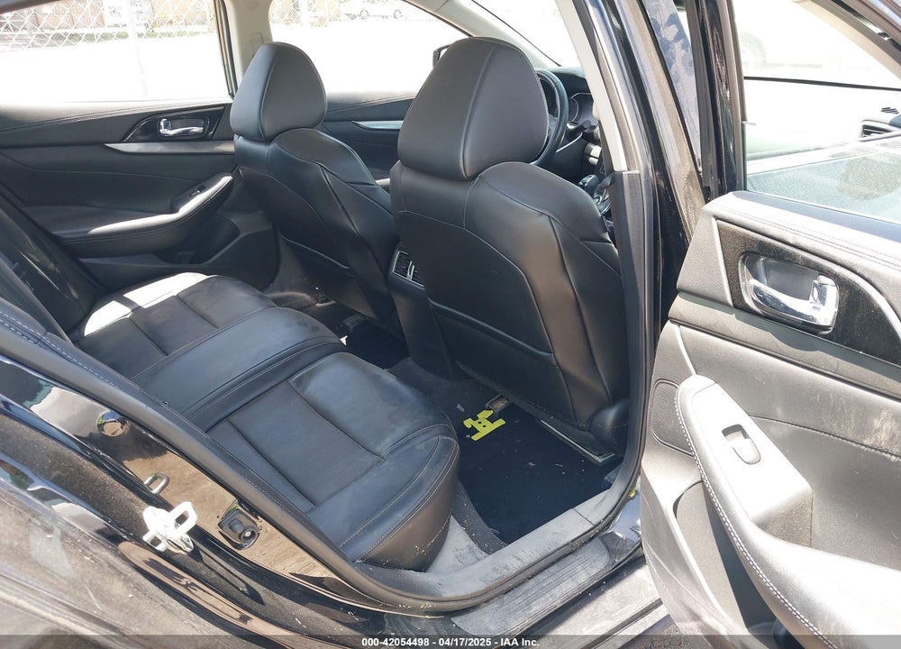 2021 NISSAN MAXIMA VIN: 1N4AA6CV8MC515334