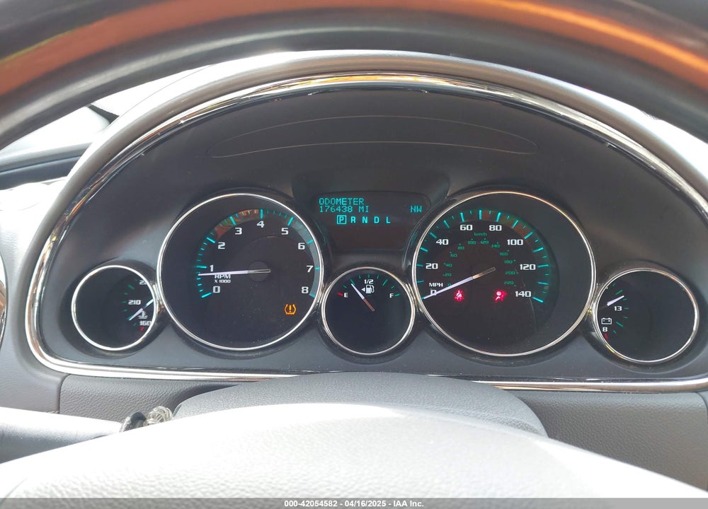 2017 BUICK ENCLAVE VIN: 5GAKRAKD1HJ351012