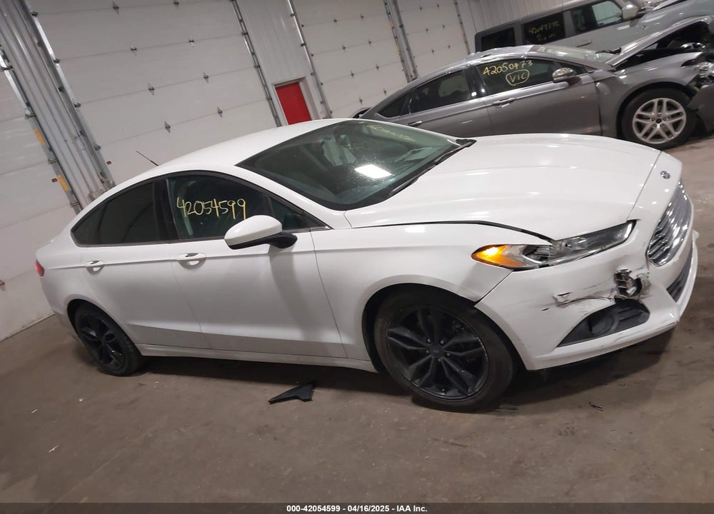 2016 FORD FUSION VIN: 3FA6P0G78GR240101