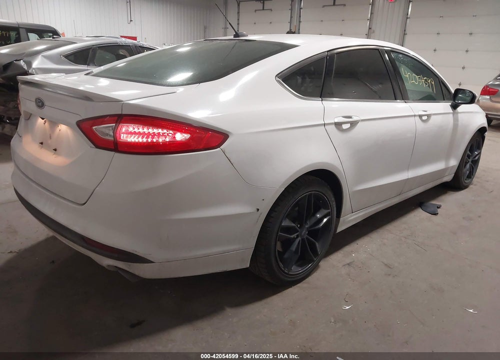 2016 FORD FUSION VIN: 3FA6P0G78GR240101