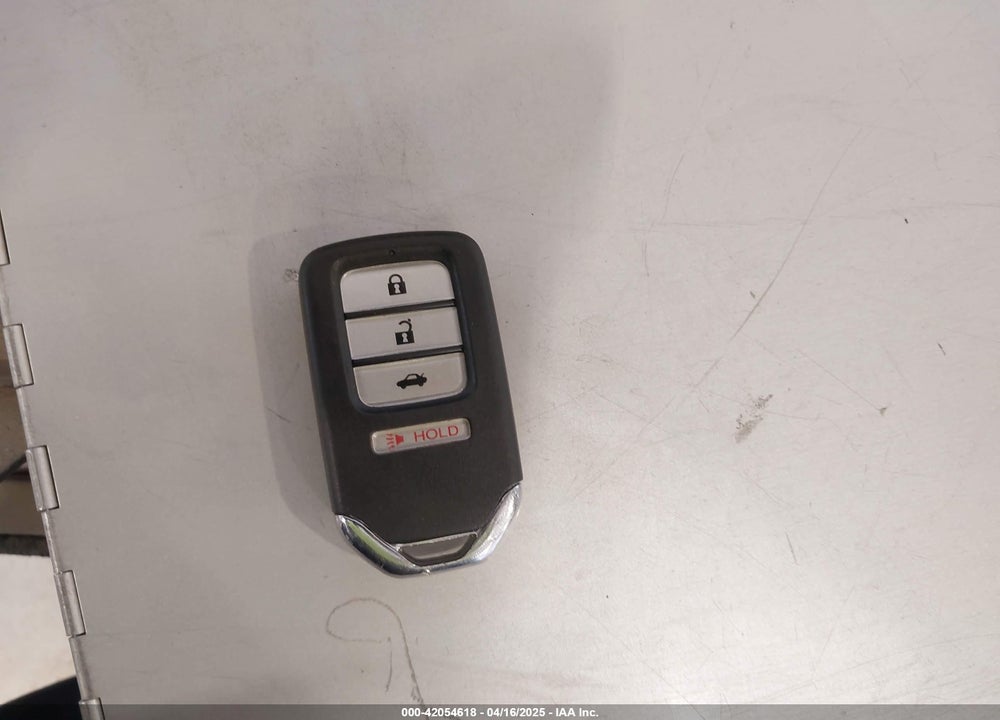 2013 HONDA ACCORD VIN: 1HGCR2F84DA044032