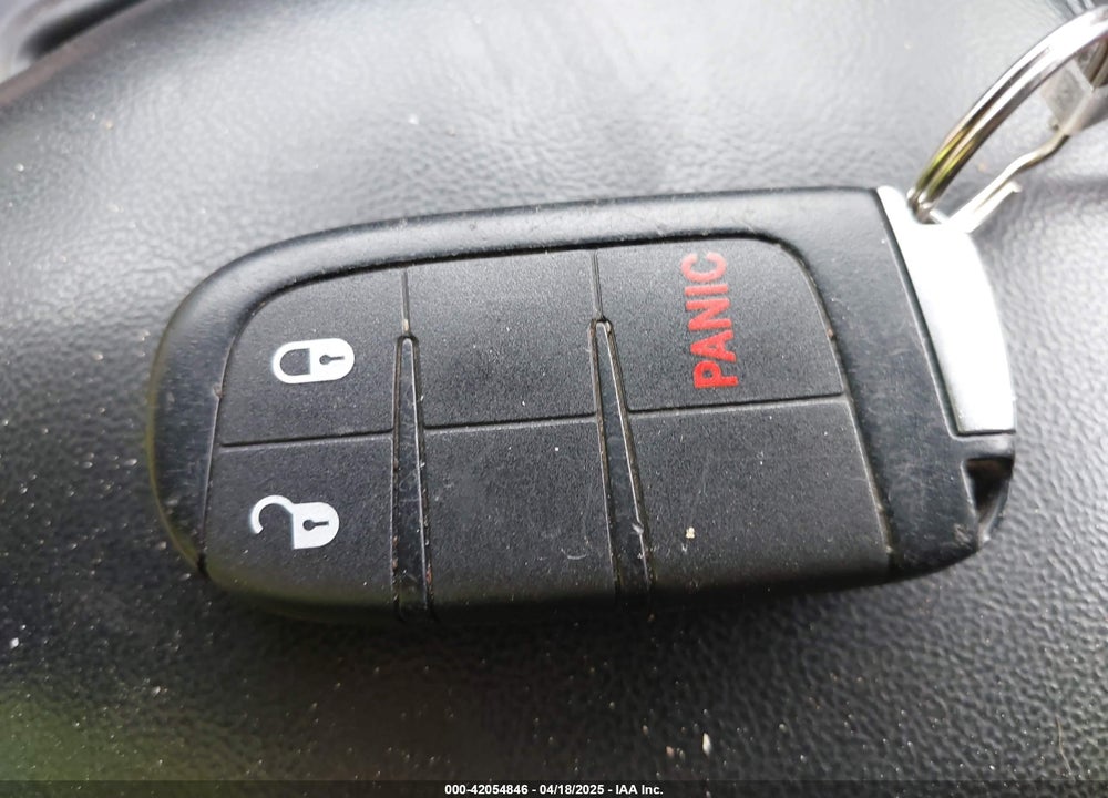 2015 DODGE DURANGO SXT VIN: 1C4RDJAG5FC907735