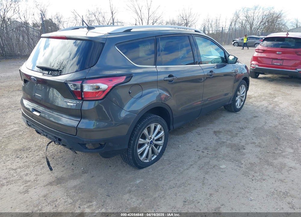 2017 FORD ESCAPE VIN: 1FMCU9J90HUE88353