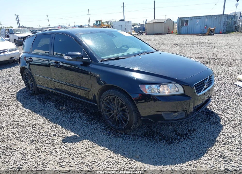 2009 VOLVO V50 2.4I VIN: YV1MW382792473588
