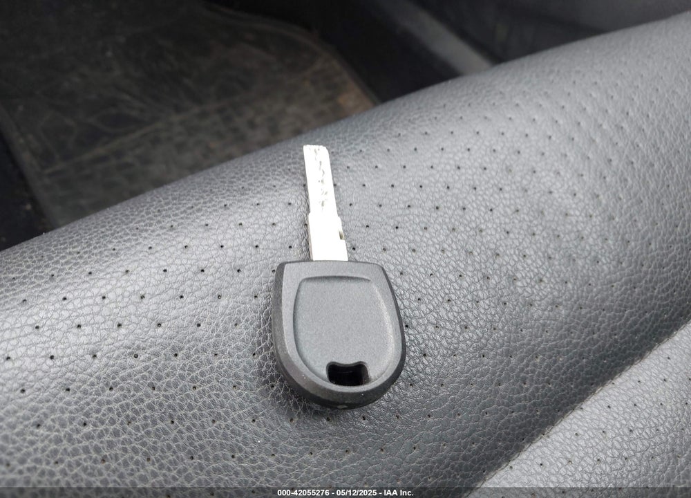 2010 VOLKSWAGEN TIGUAN VIN: WVGBV7AX2AW536795