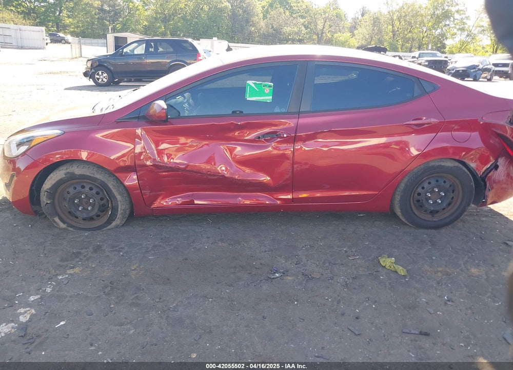 2016 HYUNDAI ELANTRA VIN: 5NPDH4AE9GH794165