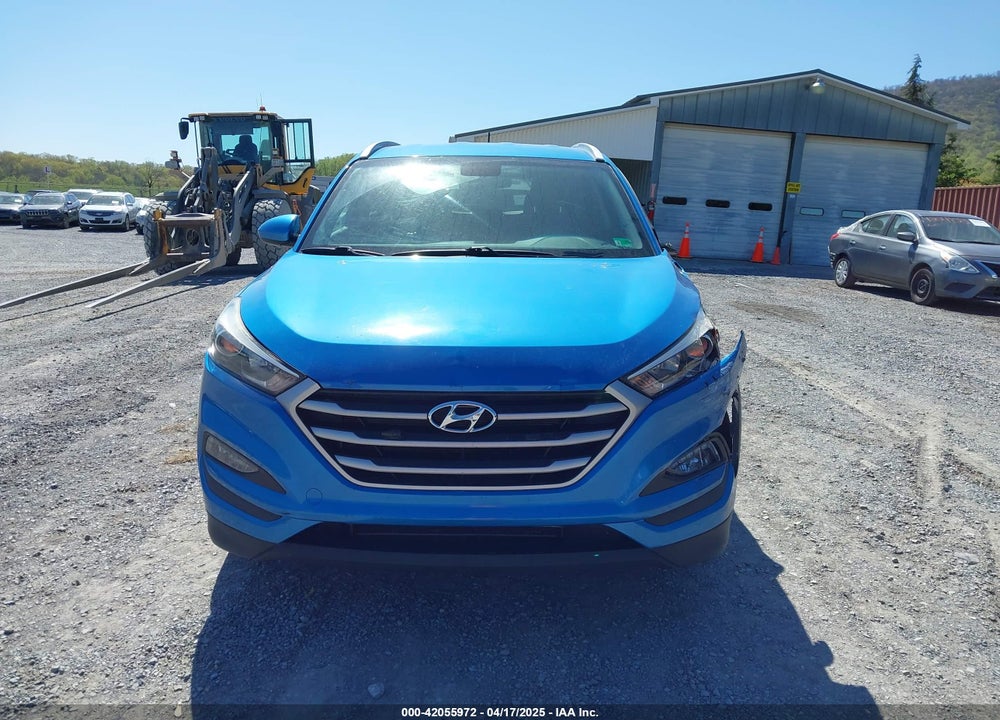 2017 HYUNDAI TUCSON VIN: KM8J3CA41HU386815