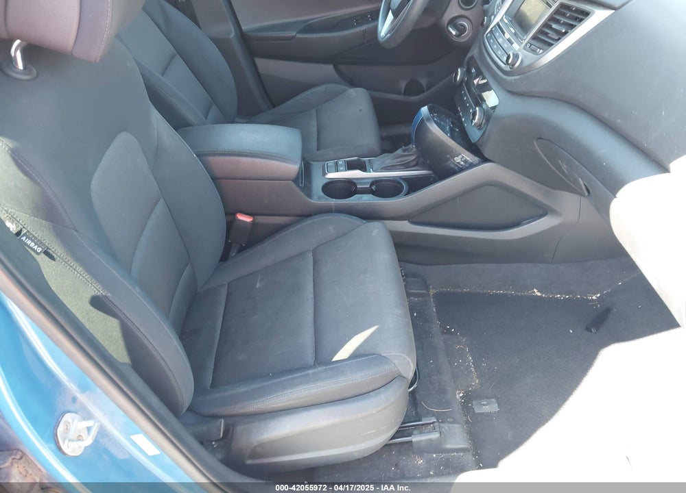 2017 HYUNDAI TUCSON VIN: KM8J3CA41HU386815