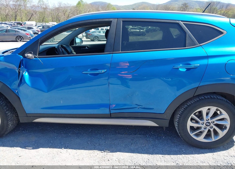 2017 HYUNDAI TUCSON VIN: KM8J3CA41HU386815