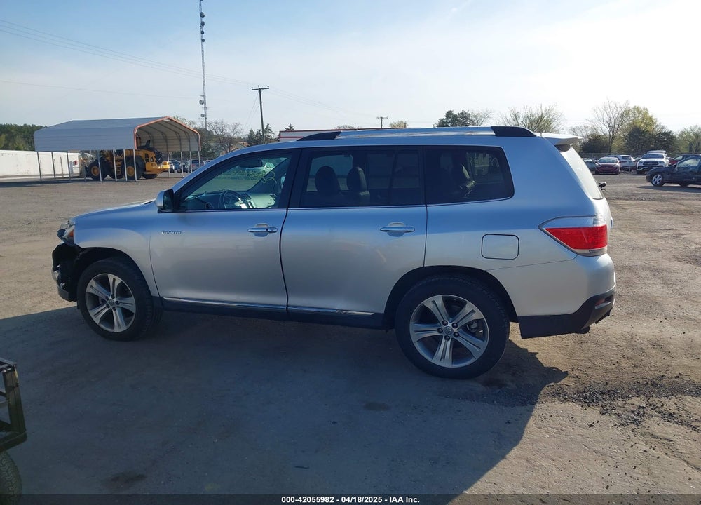 2011 TOYOTA HIGHLANDER LIMITED V6 VIN: 5TDDK3EH5BS088300