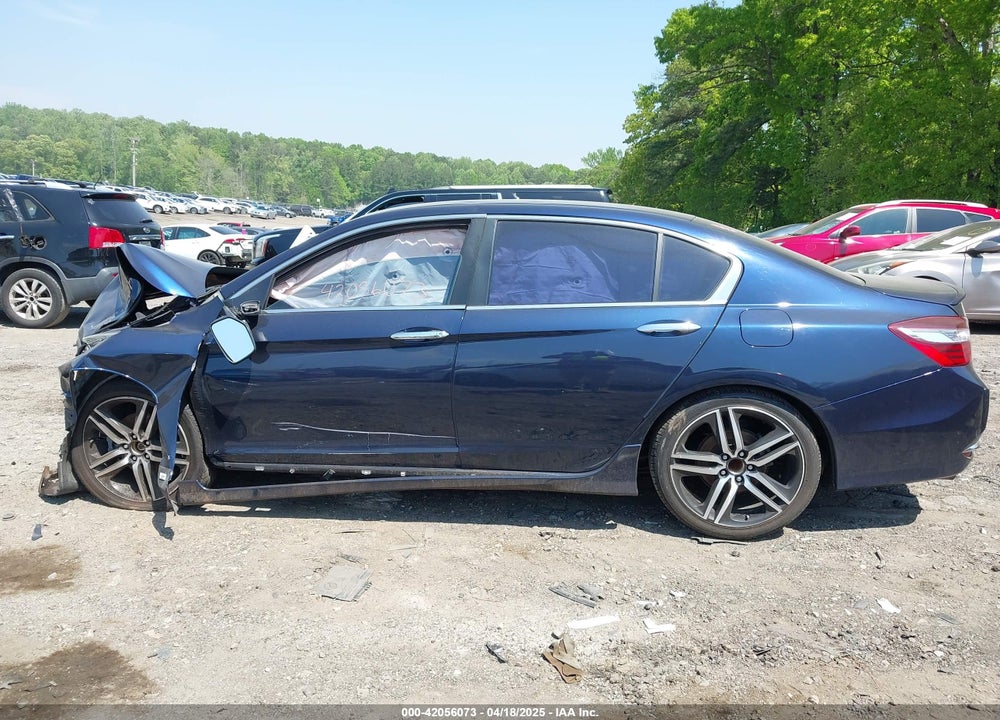 2017 HONDA ACCORD VIN: 1HGCR2F54HA033351