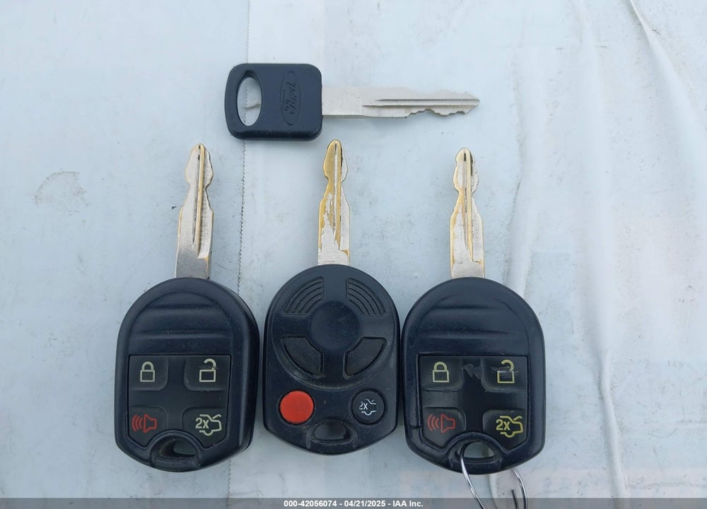 2011 FORD ESCAPE VIN: 1FMCU9D77BKC11700