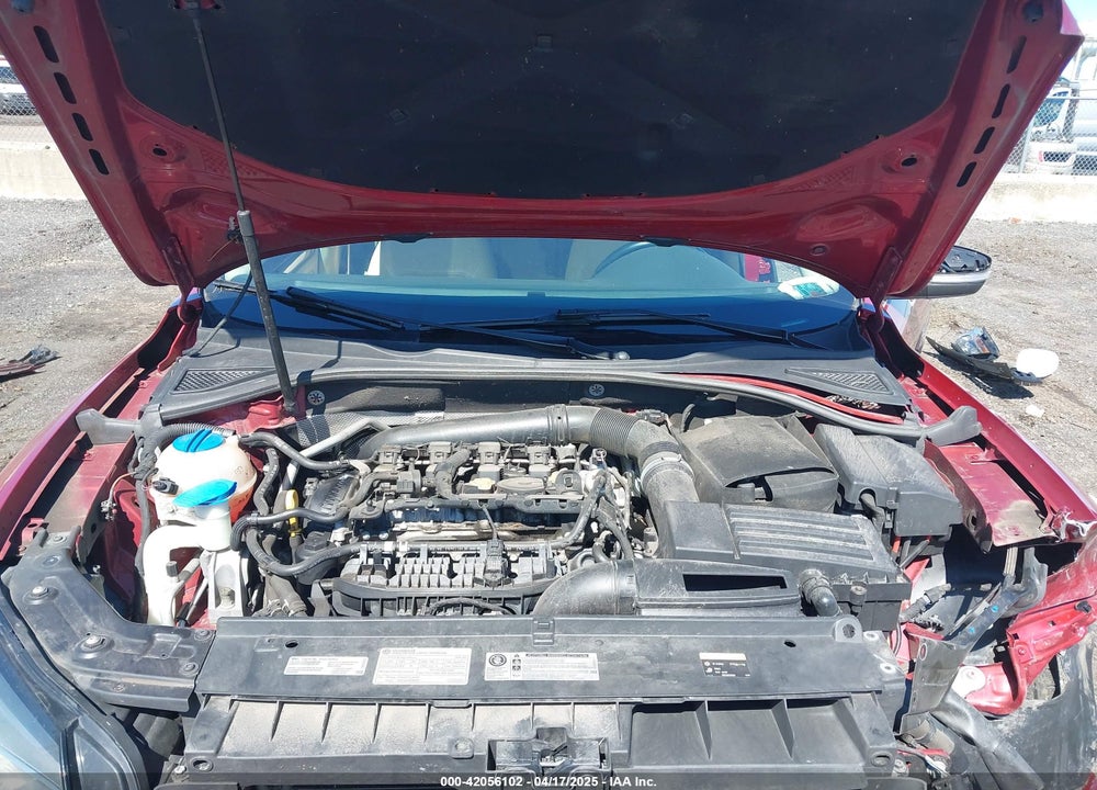 2015 VOLKSWAGEN PASSAT VIN: 1VWAT7A32FC082525