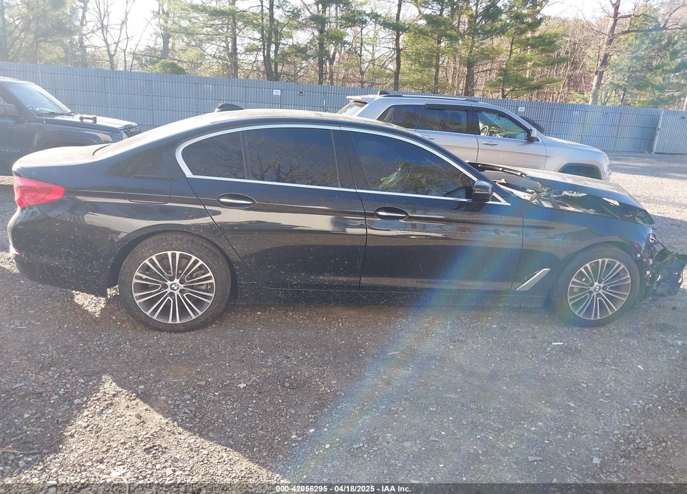 2017 BMW 540 VIN: WBAJE7C33HG886898