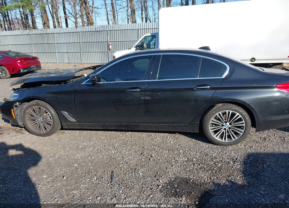 2017 BMW 540 VIN: WBAJE7C33HG886898