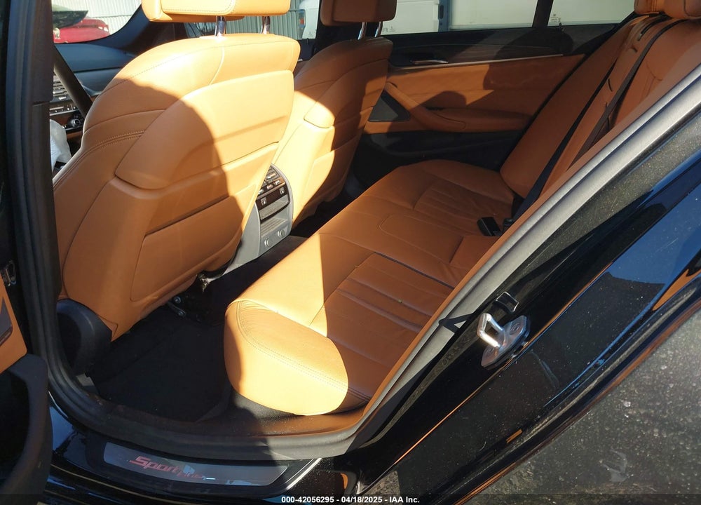 2017 BMW 540 VIN: WBAJE7C33HG886898