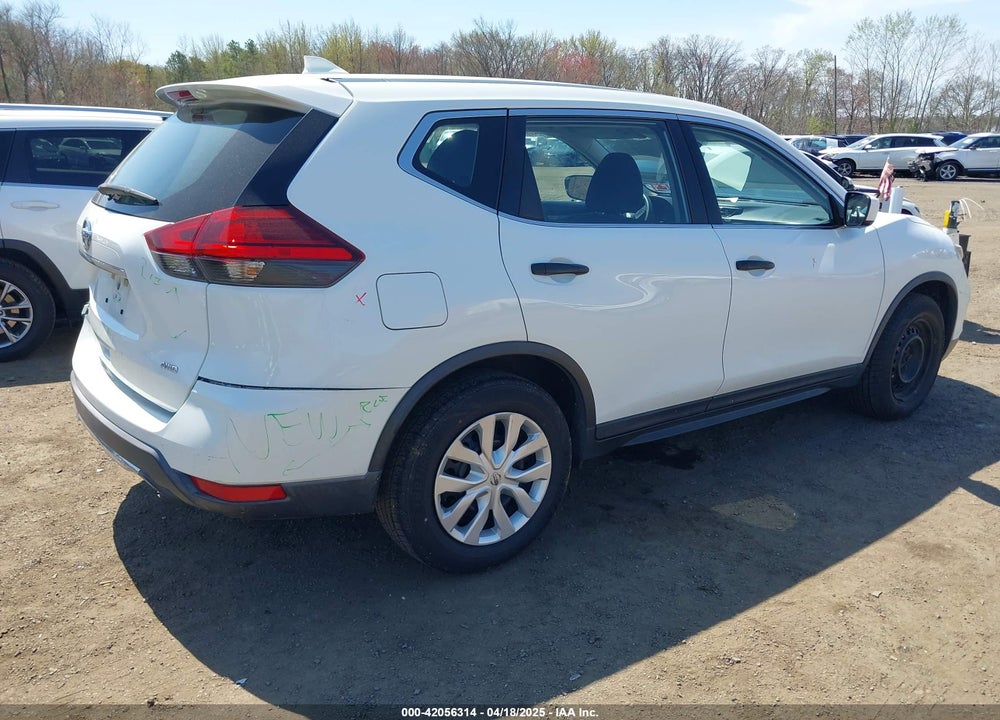 2017 NISSAN ROGUE VIN: KNMAT2MV5HP517567