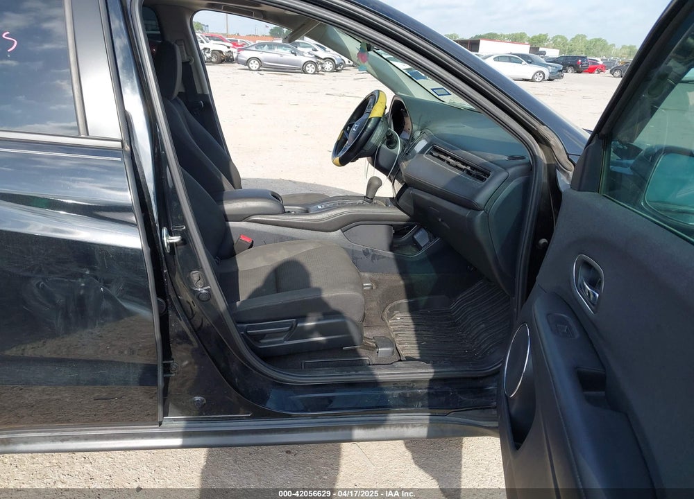 2020 HONDA HR-V VIN: 3CZRU5H52LM712370