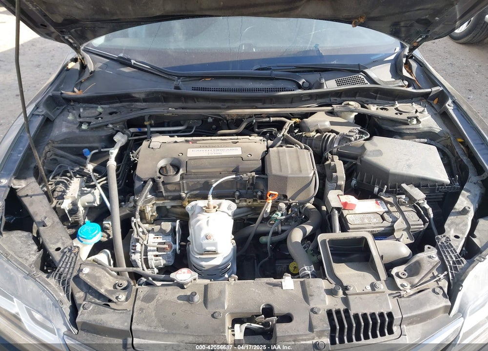 2015 HONDA ACCORD VIN: 1HGCT1B71FA006611