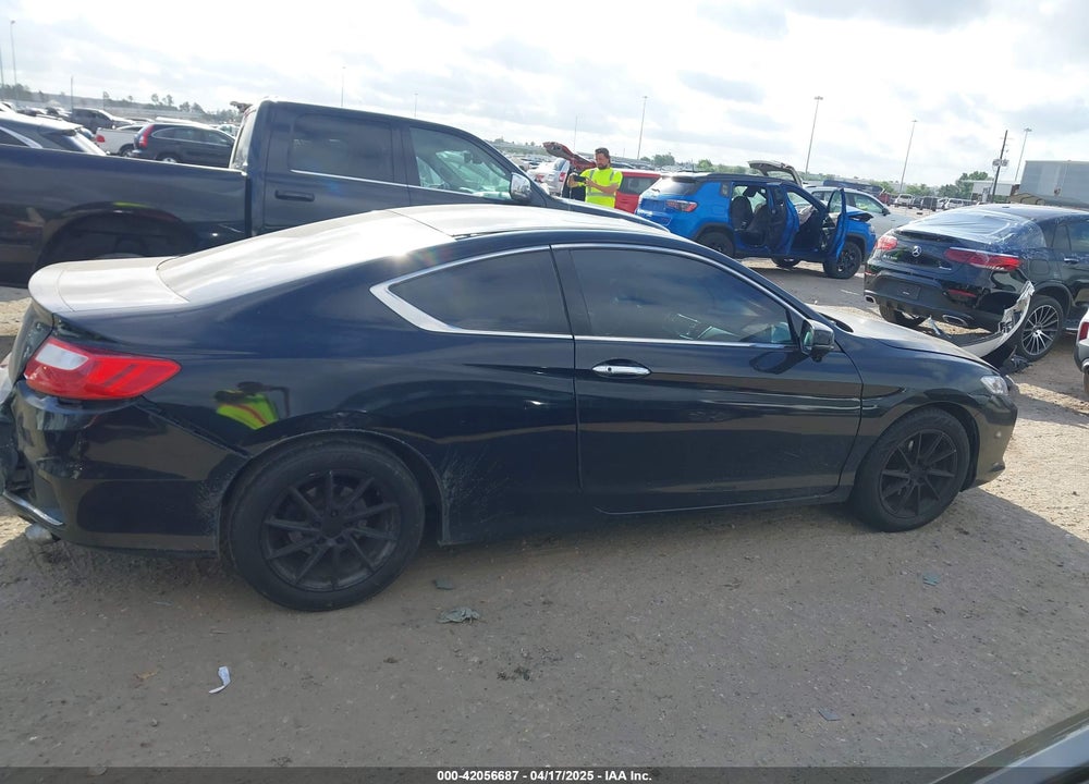 2015 HONDA ACCORD VIN: 1HGCT1B71FA006611