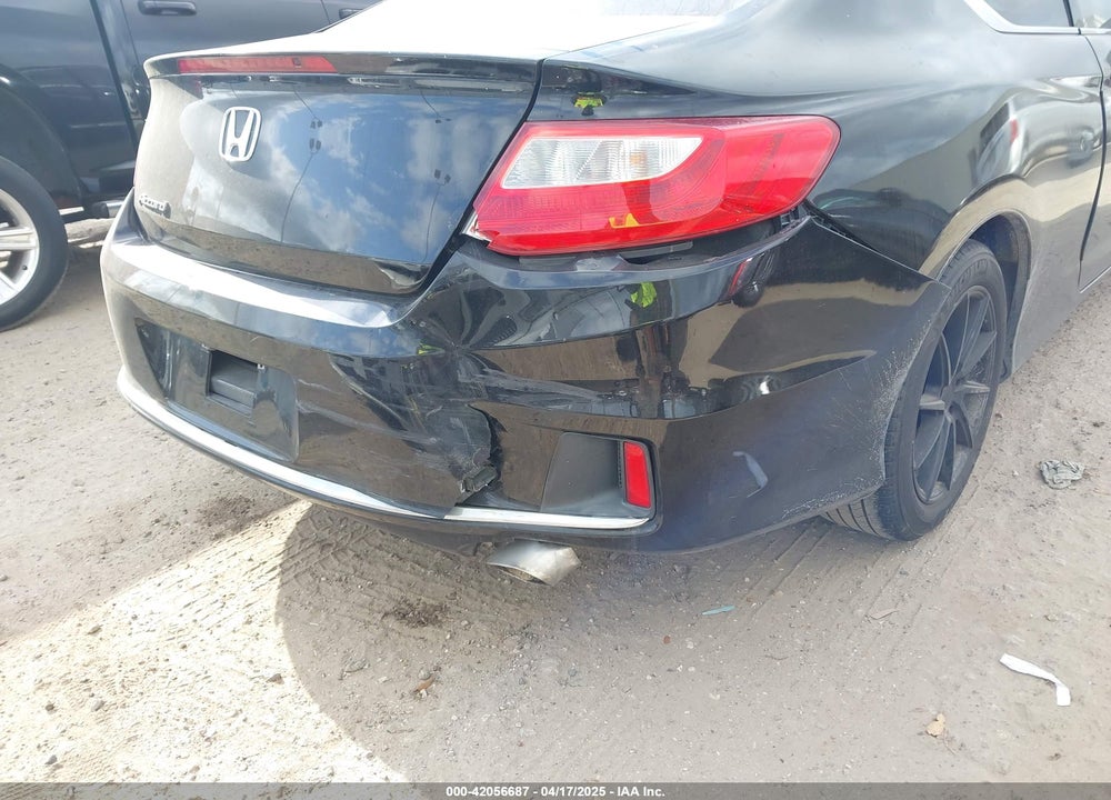 2015 HONDA ACCORD VIN: 1HGCT1B71FA006611