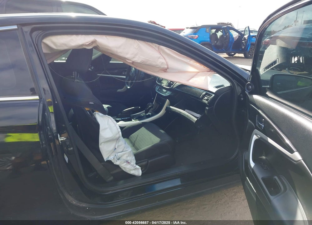 2015 HONDA ACCORD VIN: 1HGCT1B71FA006611