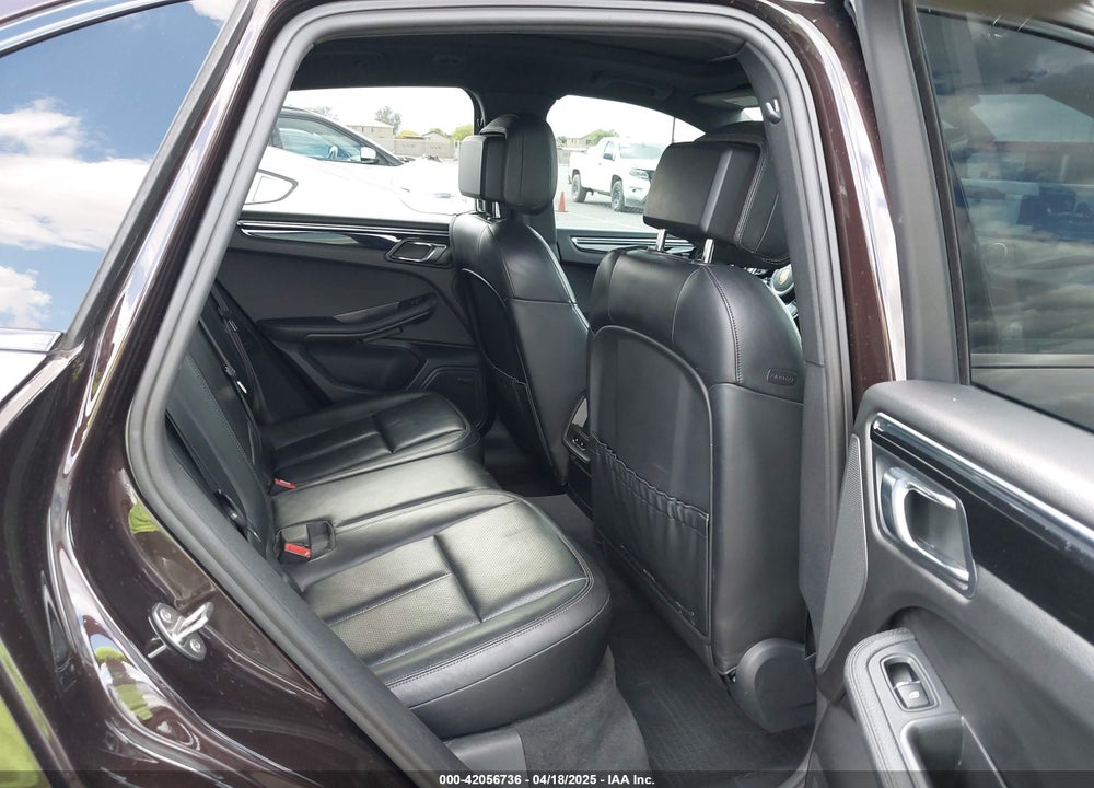 2015 PORSCHE MACAN S VIN: WP1AB2A55FLB73006