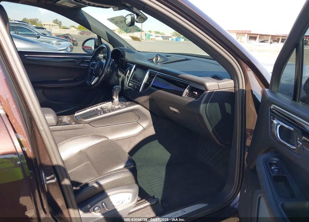 2015 PORSCHE MACAN S VIN: WP1AB2A55FLB73006