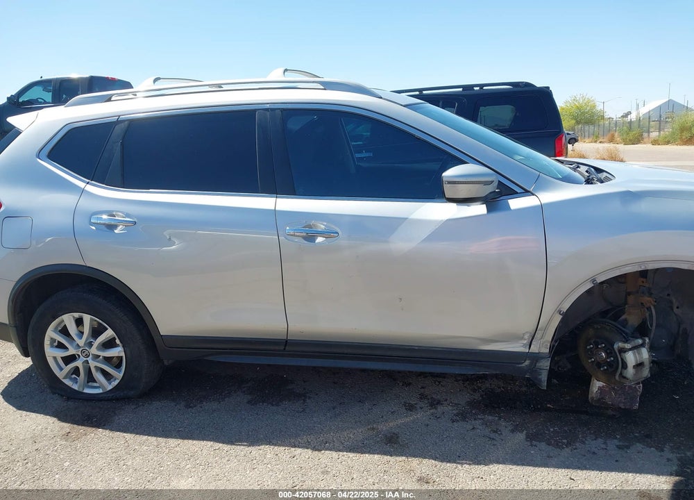 2019 NISSAN ROGUE VIN: 5N1AT2MV2KC734049