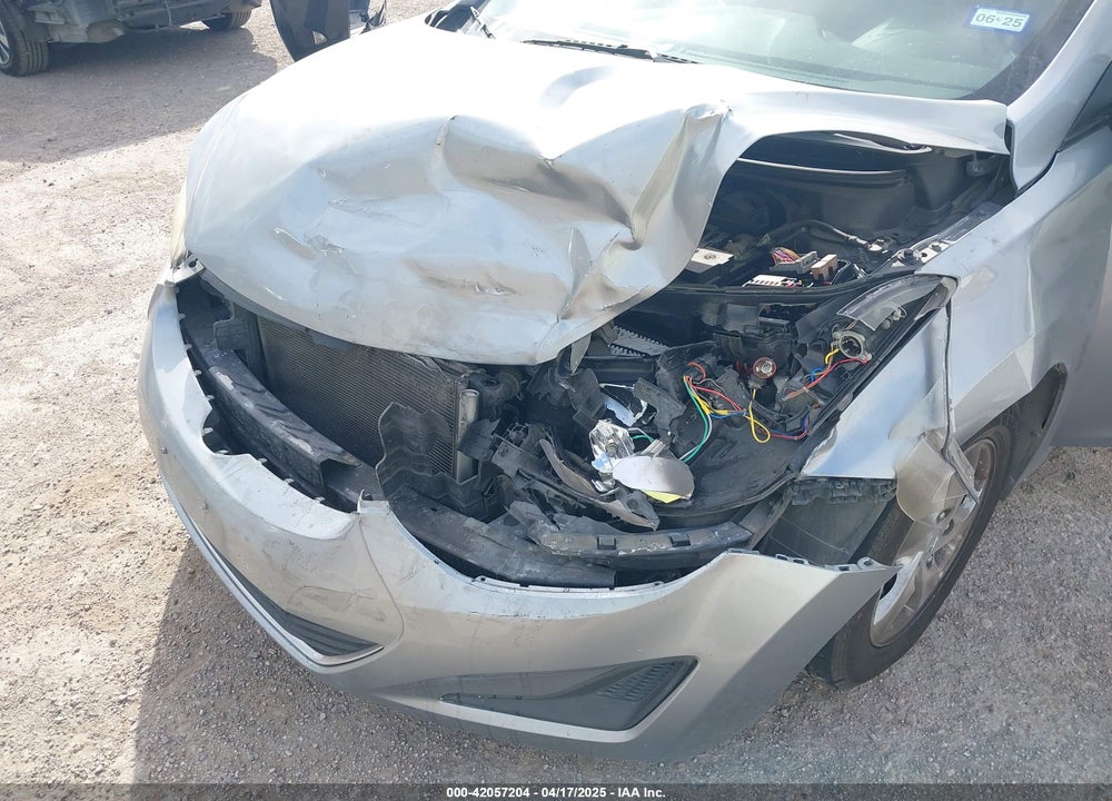 2015 HYUNDAI ELANTRA SE VIN: KMHDH4AE6FU310954