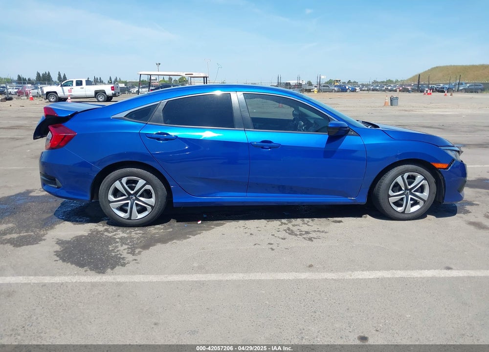 2018 HONDA CIVIC VIN: 2HGFC2F52JH501499