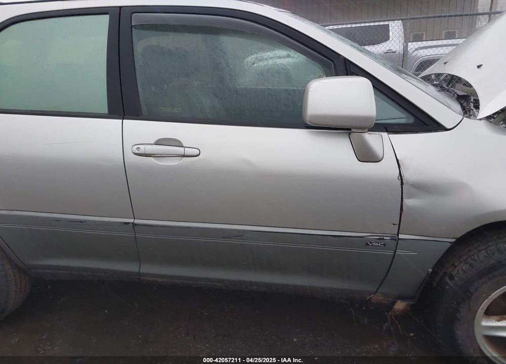 2003 LEXUS RX 300 VIN: JTJHF10U230304569