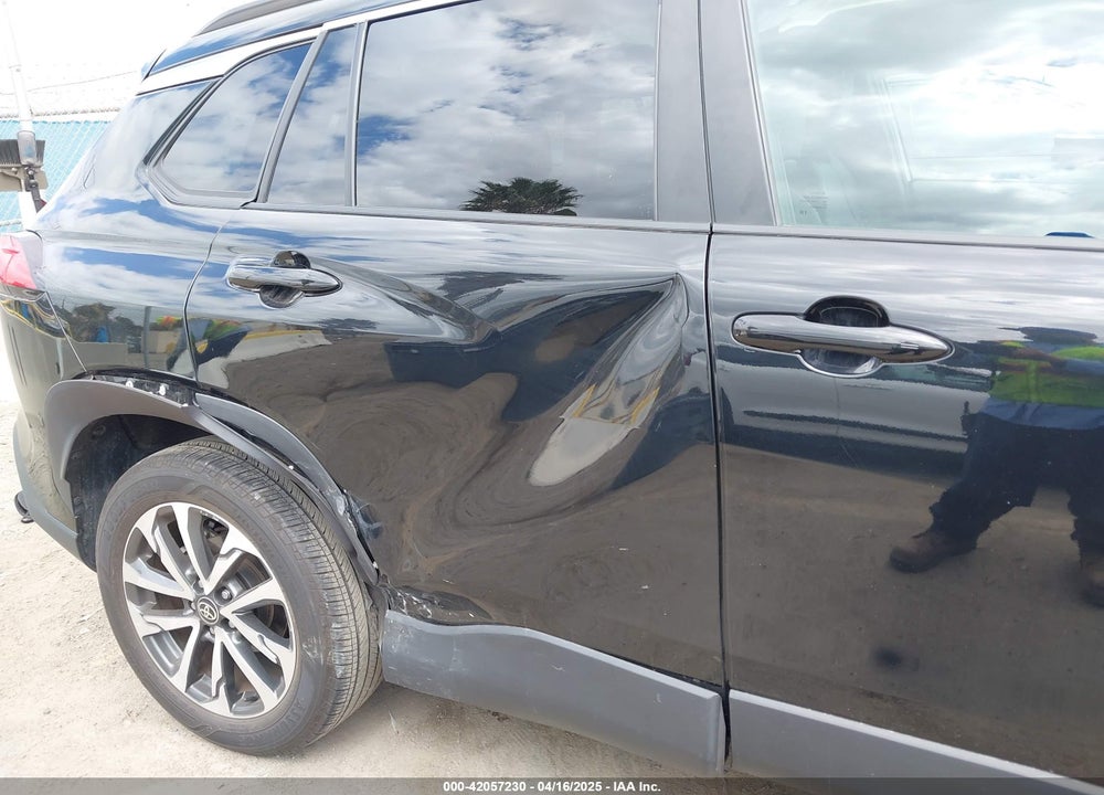 2022 TOYOTA COROLLA CROSS XLE VIN: 7MUDAABG6NV030600