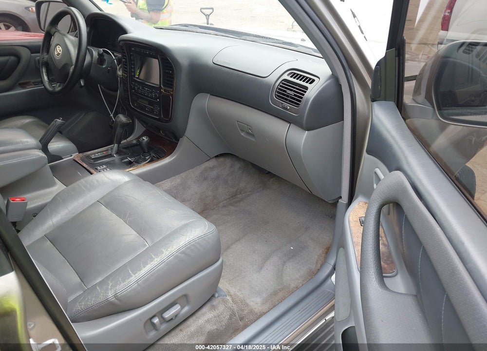 2001 TOYOTA LAND CRUISER VIN: JTEHT05J712000848