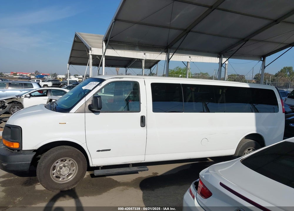 2006 CHEVROLET EXPRESS G3500 VIN: 1GAHG39U861269171