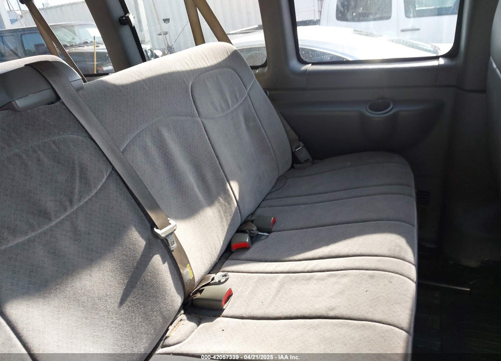 2006 CHEVROLET EXPRESS G3500 VIN: 1GAHG39U861269171