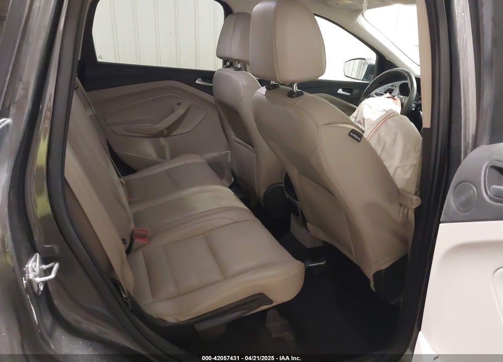2017 FORD ESCAPE SE VIN: 1FMCU9G98HUD68307
