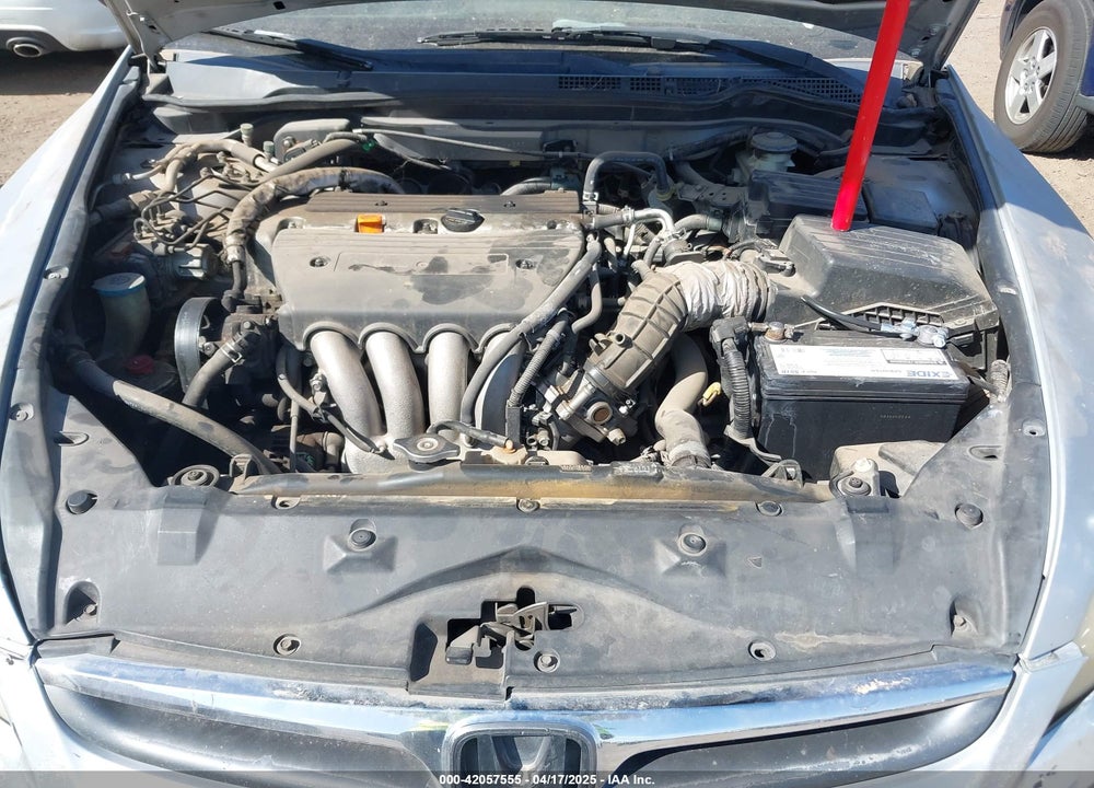 2007 HONDA ACCORD VIN: JHMCM56327C004297