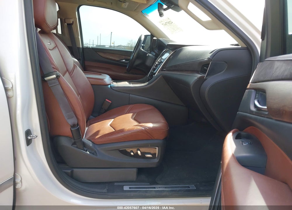 2016 CADILLAC ESCALADE ESV VIN: 1GYS4HKJ5GR181002