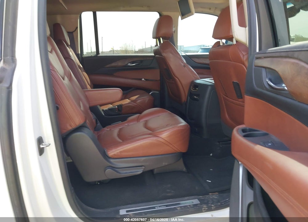 2016 CADILLAC ESCALADE ESV VIN: 1GYS4HKJ5GR181002
