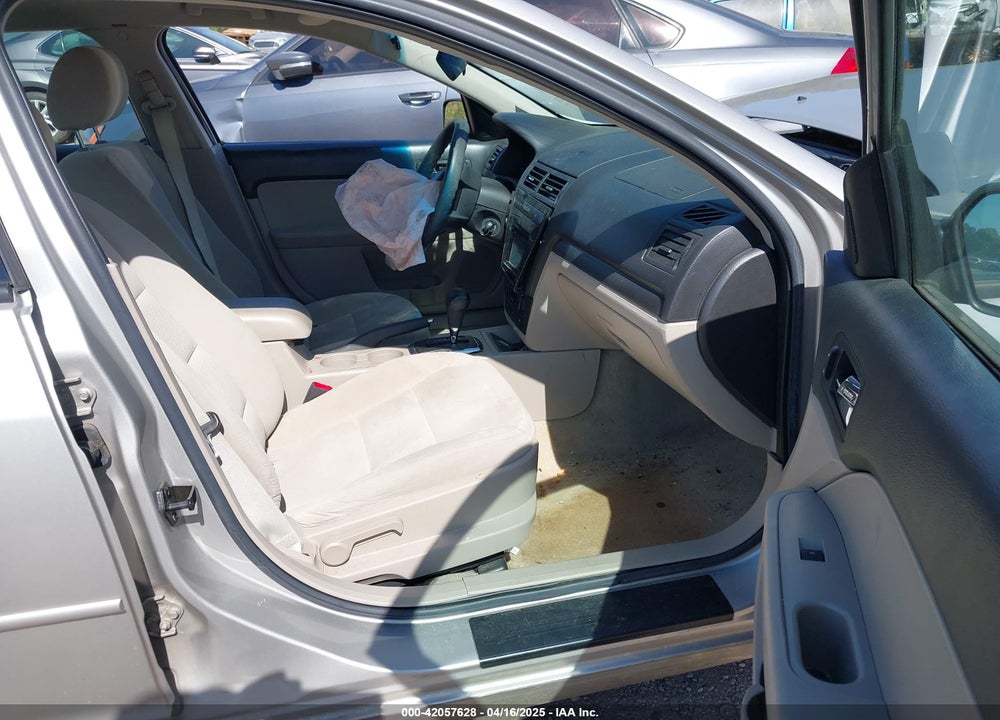 2008 FORD FUSION SE VIN: 3FAHP07Z98R157689