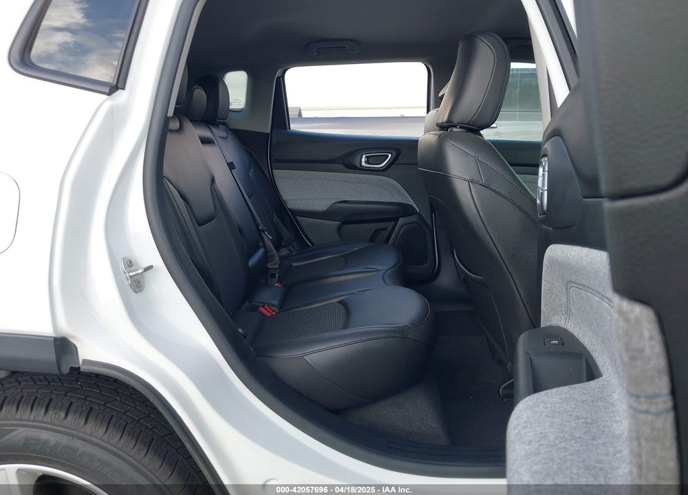 2022 JEEP COMPASS VIN: 3C4NJCBB6NT217940