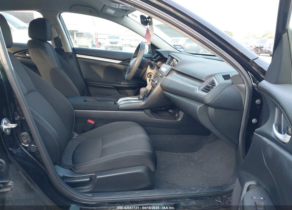 2019 HONDA CIVIC LX VIN: 2HGFC2F67KH552880
