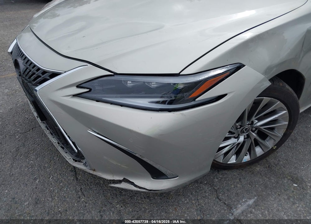 2022 LEXUS ES 300H LUXURY VIN: 58AEA1C13NU014248