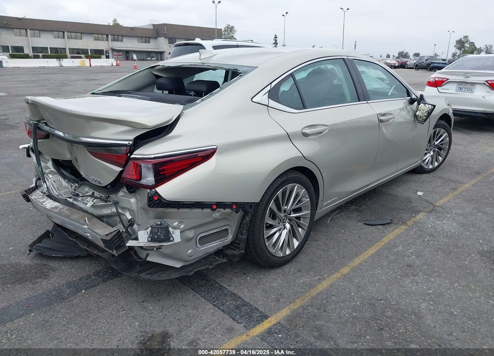2022 LEXUS ES 300H LUXURY VIN: 58AEA1C13NU014248