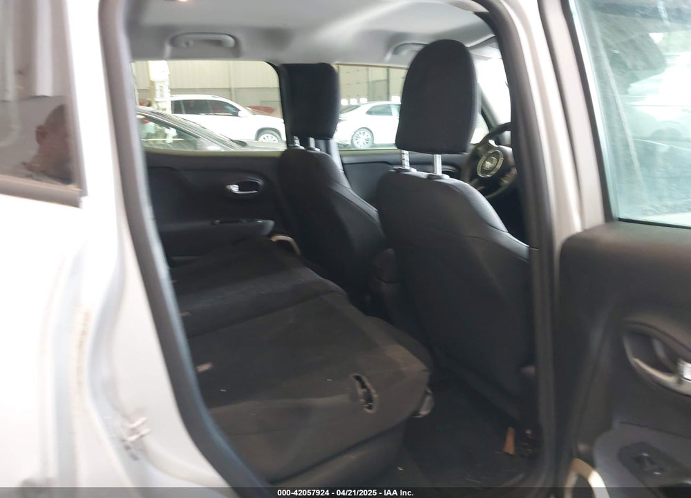 2016 JEEP RENEGADE VIN: ZACCJAAW2GPE07714