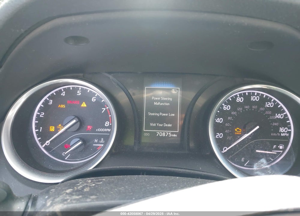 2018 TOYOTA CAMRY LE VIN: 4T1B11HK5JU527586