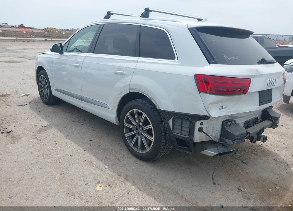 2017 AUDI Q7 VIN: WA1LAAF77HD031992